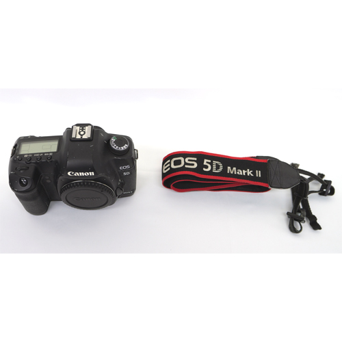 【EOS 5D Mark II ボディ ジャンク品】 Canon デジタル一眼レフカメラ（レンズ別売、EFマウント）